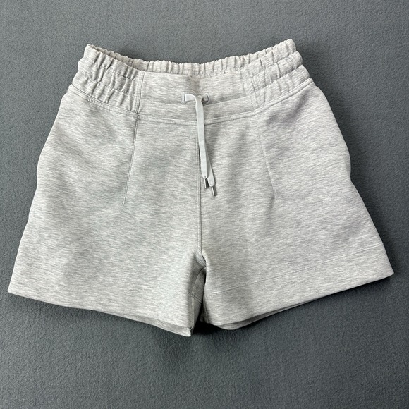 lululemon athletica Pants - Women Lululemon Softstreme High-Rise Short 4"  Heather Gray Size 6